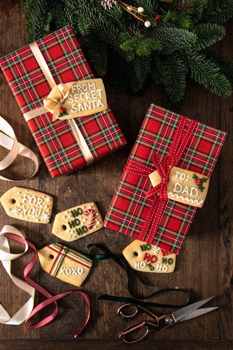 Gift tag cookies
