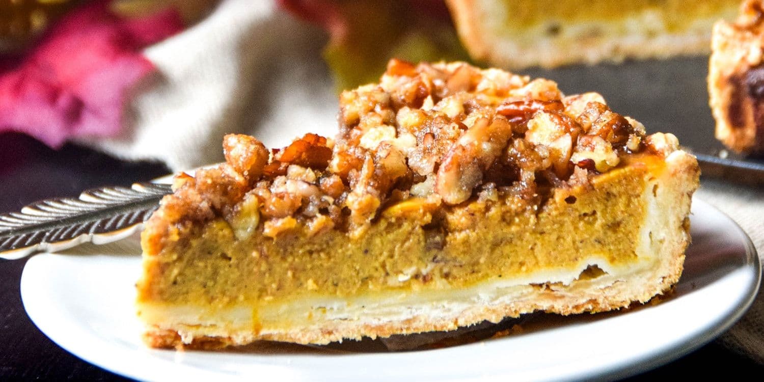 Pumpkin praline pie