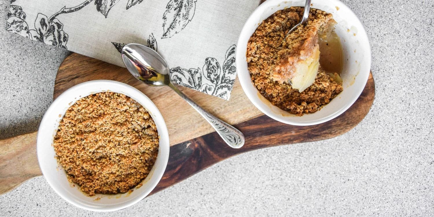 Apple and pear crumble