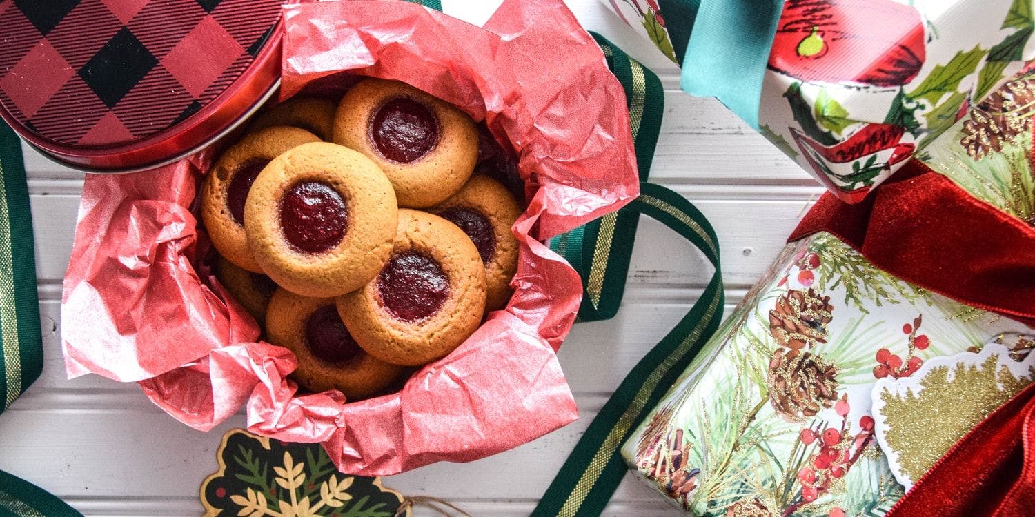 Gingerbread thumbprint cookies with cranberry jam